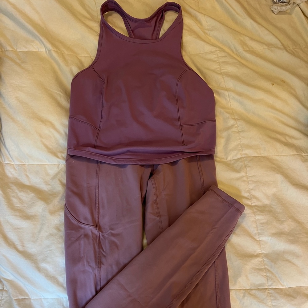 PURPLE Lululemon Set Size 4
